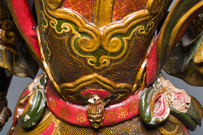 Importante sculpture d'un g&eacute;n&eacute;ral divin en bois laqu&eacute; et polychrom&eacute;, Japon, Edo, dat&eacute;e 1623