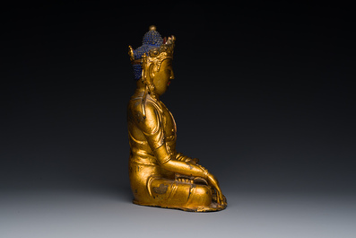 A fine Chinese gilt bronze sculpture of Shakyamuni Buddha, 15/16th C.
