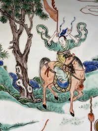 Een Chinese famille verte schotel met een vallende ruiter, Chenghua merk, Kangxi