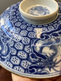 A Chinese blue and white 'Bleu de Hue' bowl and cover for the Vietnamese market, dragon mark for the reign of Thiệu Trị (1841-1847)