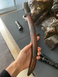 Importante sculpture d'un g&eacute;n&eacute;ral divin en bois laqu&eacute; et polychrom&eacute;, Japon, Edo, dat&eacute;e 1623