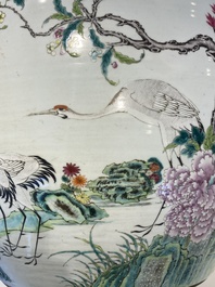 Aquarium en porcelaine de Chine famille rose &agrave; d&eacute;cor de grues, 19&egrave;me