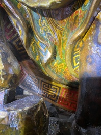 Importante sculpture d'un g&eacute;n&eacute;ral divin en bois laqu&eacute; et polychrom&eacute;, Japon, Edo, dat&eacute;e 1623