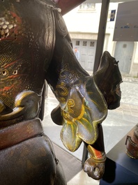 Importante sculpture d'un g&eacute;n&eacute;ral divin en bois laqu&eacute; et polychrom&eacute;, Japon, Edo, dat&eacute;e 1623