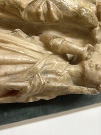 Relief en alb&acirc;tre sculpt&eacute; repr&eacute;sentant 'La crucifixion', Nottingham, Angleterre, 15&egrave;me