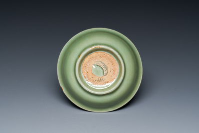 A Chinese Longquan celadon bowl, Ming