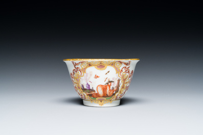 A polychrome Meissen porcelain chinoiserie tea bowl by J.G. H&ouml;roldt, Germany, ca. 1725