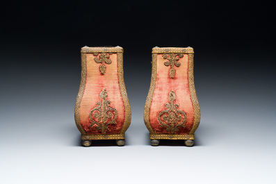 A pair of Louis XIV vases covered with velvet and gold thread, with metal liner, France, 18th C.