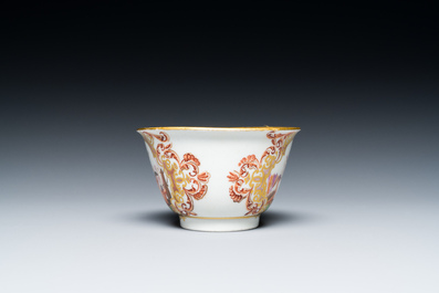 A polychrome Meissen porcelain chinoiserie tea bowl by J.G. H&ouml;roldt, Germany, ca. 1725