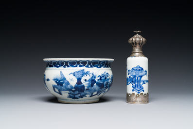 A Chinese blue and white bottle vase, a censer, a bottle and a famille verte plate, Kangxi and later