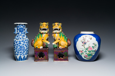 A varied collection of Chinese porcelain, 19th C.