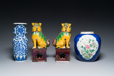 A varied collection of Chinese porcelain, 19th C.