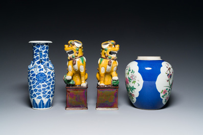 A varied collection of Chinese porcelain, 19th C.