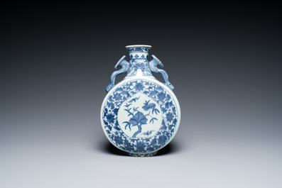 A Chinese blue and white 'bats and peaches' moonflask vase, 'bianhu', Daoguang mark, 19th C.