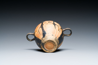 A Greek kylix with a swan and a skyphos with an owl, Apulia, Italy, ca. 4th C. b.C