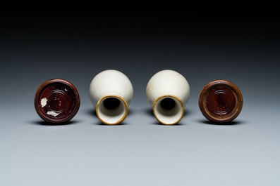 A pair of Chinese crackle-glazed bottle vases, 19th C.