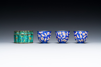 A varied collection of Chinese porcelain and Canton enamel, 18/19th C.
