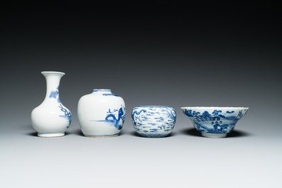 A varied collection of Chinese blue and white wares, 19/20th C.
