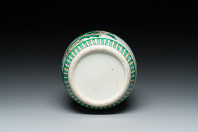 A varied collection of Chinese porcelain, 18/19th C.