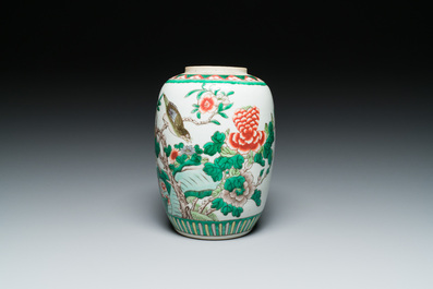 A varied collection of Chinese porcelain, 18/19th C.