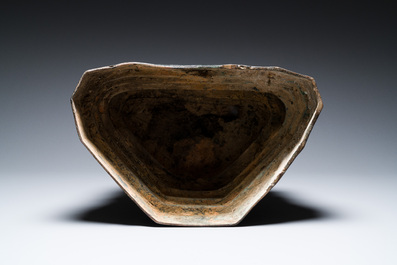 A tall bronze Buddha, Burma (Myanmar), Arakan State, 16/17th C.