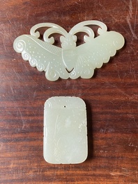 Een Chinese witte en roestkleurige jade hanger en een celadon jade 'vlinder' plaquette, Qing/Republiek