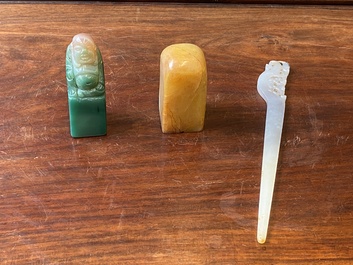 A Chinese white jade hairpin and two jade seal stamps, Qing