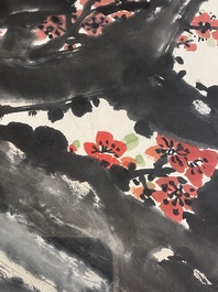 Guan Shanyue 關山月 (1912-2000): 'Pruimenbloesems', inkt en kleur op papier, gedateerd 1992