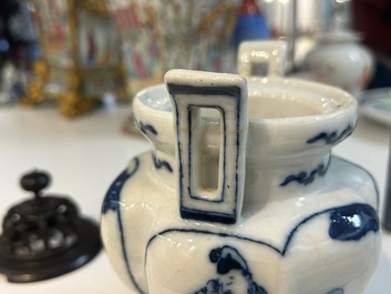 A varied collection of Chinese blue, white, iron-red and famille rose porcelain wares, 19/20th C.