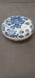 A Chinese blue and white 'antiquities' box and cover, Kangxi