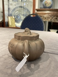A Chinese Yixing stoneware teapot and cover, signed Li Yong 利永, Yixing seal mark, dated 1934