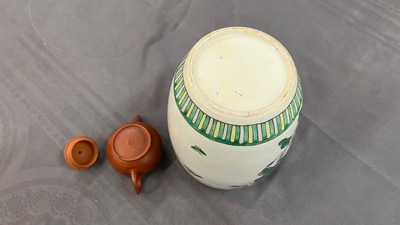 Une collection vari&eacute;e en porcelaine de Chine, 18/19&egrave;me