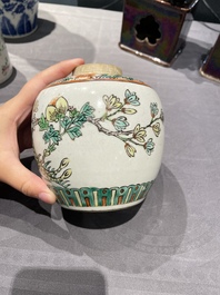 Une collection vari&eacute;e en porcelaine de Chine, 19&egrave;me