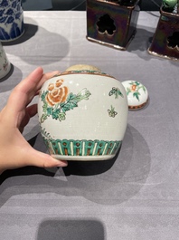 Une collection vari&eacute;e en porcelaine de Chine, 19&egrave;me