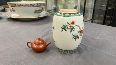 Une collection vari&eacute;e en porcelaine de Chine, 18/19&egrave;me