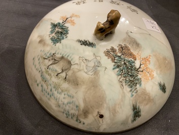 A Chinese qianjiang cai dish with Dai Yucheng 戴裕成 seal mark and a covered bowl, signed Yu Luchang 余吕昌 and dated 1885