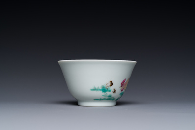 A Chinese famille rose 'chicken' cup, Yongzheng mark, 18/19th C.