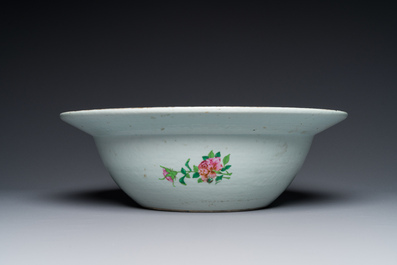 A large Chinese Canton famille rose 'Qi Lin Song Zi 麒麟送子' basin, 19th C.