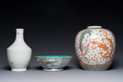 A Chinese famille rose vase, a bowl and a jar, Qianlong mark, 19th C.