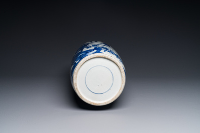 A large Chinese blue and white 'Guo Ziyi 郭子儀拜壽' rouleau vase, Kangxi