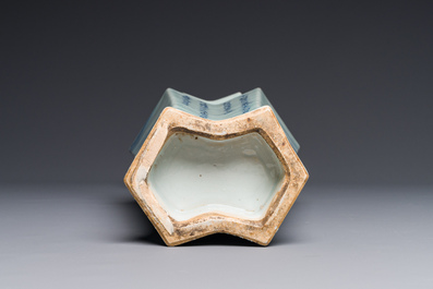 A Chinese blue and white double lozenge-shaped vase with a mountainous river landscape, 19th C.