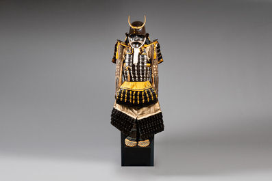 An impressive Japanese Samurai Gusoku armor, Momoyama and Edo period, late 16th / early 17th C.