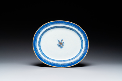 A Chinese blue and white gilt-decorated tureen and cover on stand for the Swedish market, Jiaqing