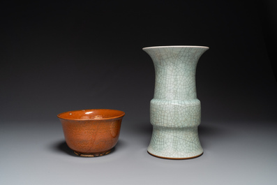 A Chinese ge-type 'gu' vase and an iron-rust-glazed bowl, 19th C.