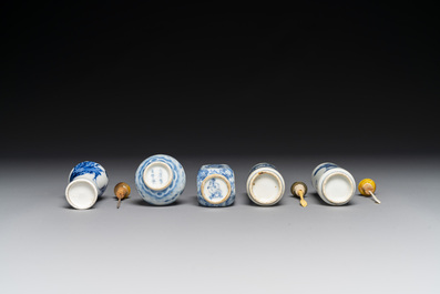 Five various Chinese blue and white snuff bottles, Yongzheng mark, 19/20th