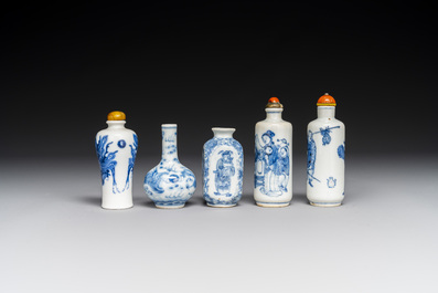 Five various Chinese blue and white snuff bottles, Yongzheng mark, 19/20th