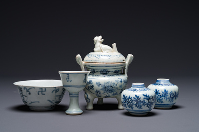 Two Chinese blue and white jars, a stem cup, a bowl and a censer, Chenghua mark, Ming