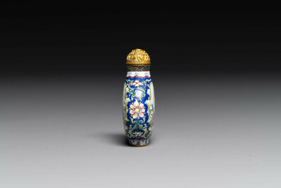 A Chinese Canton enamel 'European scene' snuff bottle, Qianlong mark, 19th C.