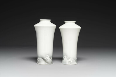 Nishiura Enji (1856-1914): A pair of Japanese &lsquo;waterfall&rsquo; vases, 19/20th C.