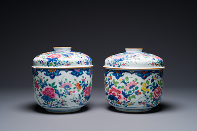 A pair of large Chinese famille rose jars and covers with floral design, Qianlong